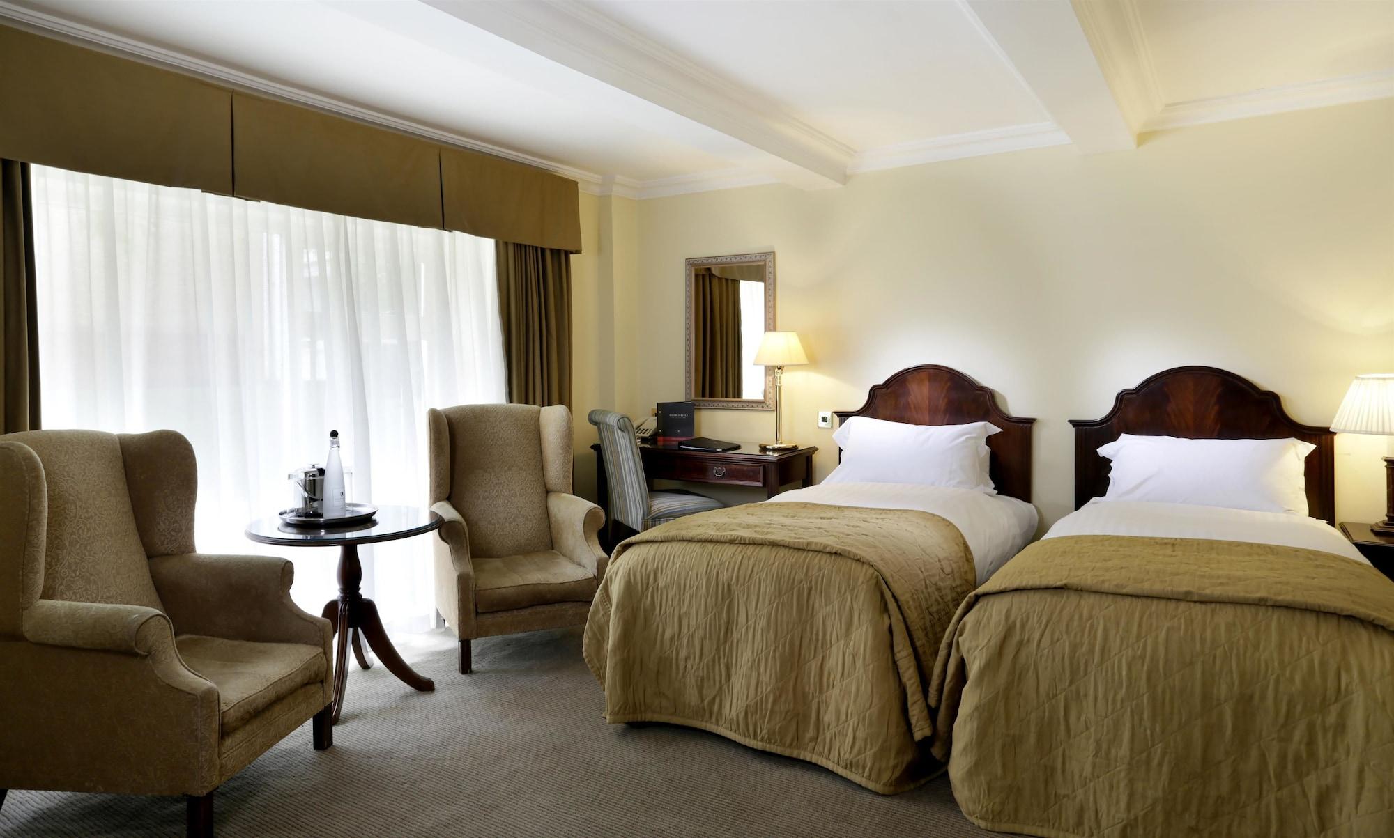 Macdonald Alveston Manor Hotel & Spa Stratford-upon-Avon Ngoại thất bức ảnh