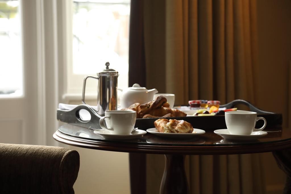 Macdonald Alveston Manor Hotel & Spa Stratford-upon-Avon Ngoại thất bức ảnh