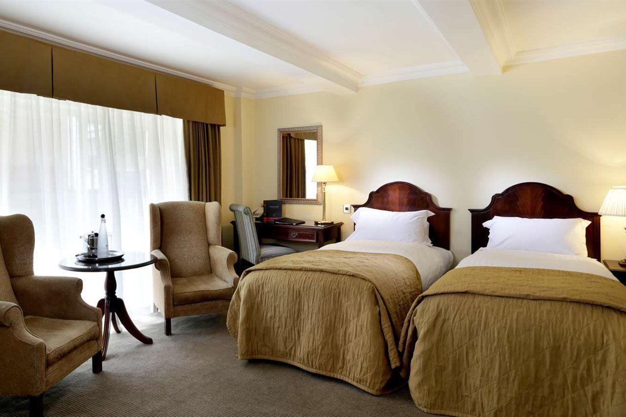 Macdonald Alveston Manor Hotel & Spa Stratford-upon-Avon Ngoại thất bức ảnh